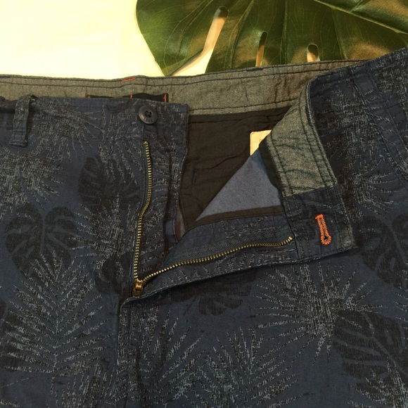 WEATHERPROOF VINTAGE | flat front palm leaf shorts - Picture 4 of 8